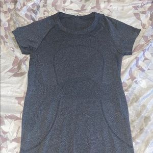 lulu lemon athletic top